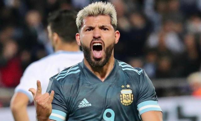 星空体育-阿圭罗：我现在运动就难受 曾和梅西因玩游戏打架